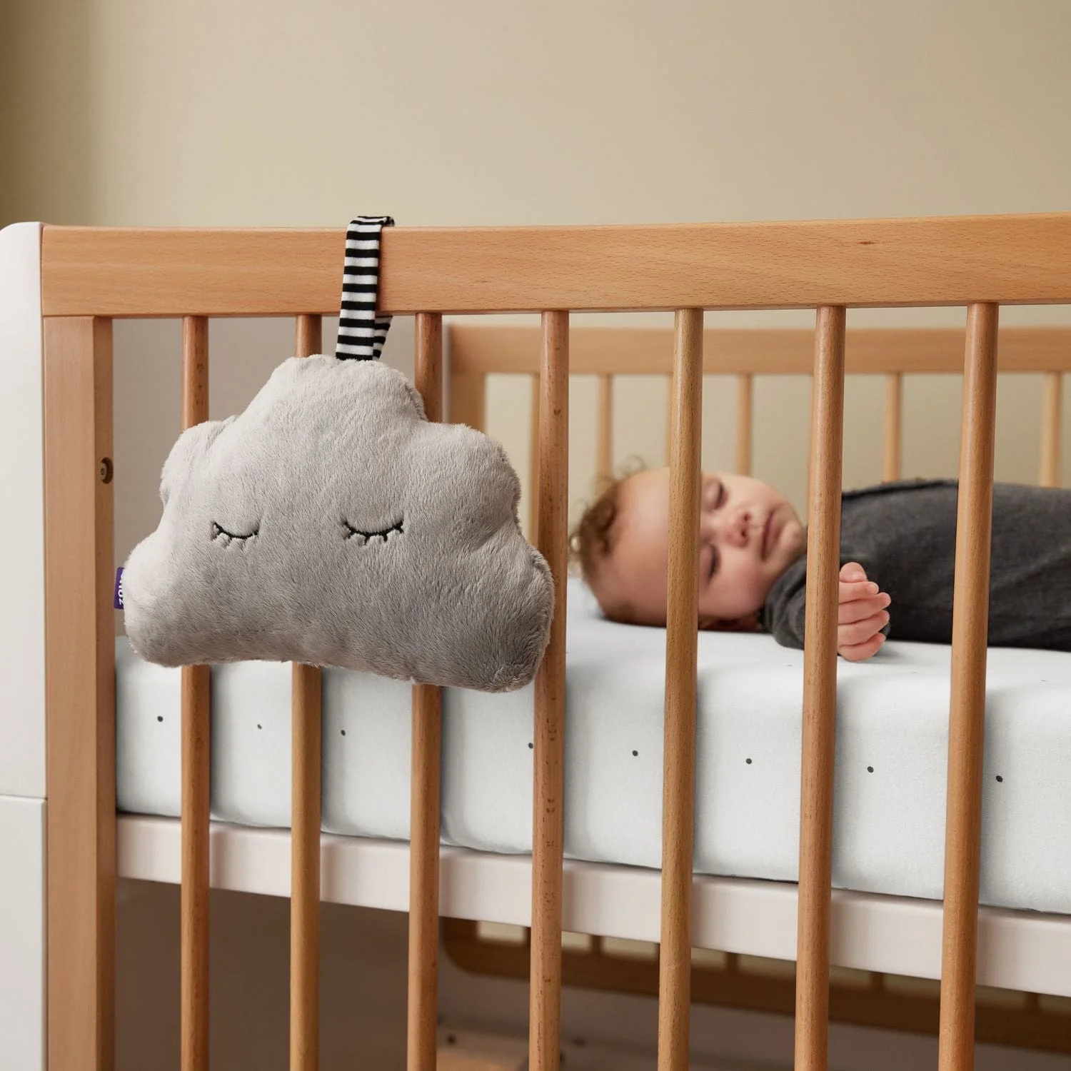 SnuzCloud Baby Sleep Aid - Grey - Image 6