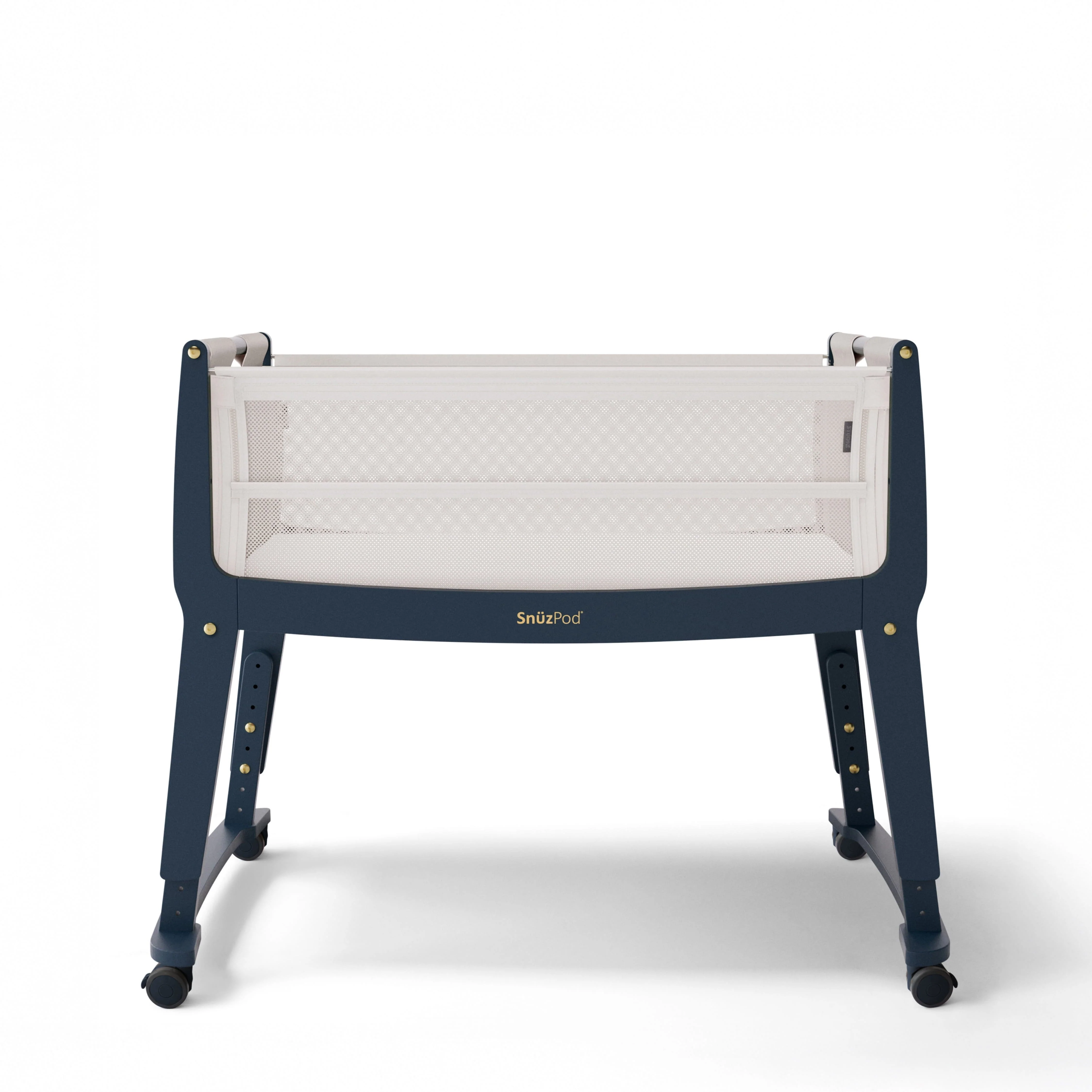 SnuzPod Studio Bedside Crib London - Image 11