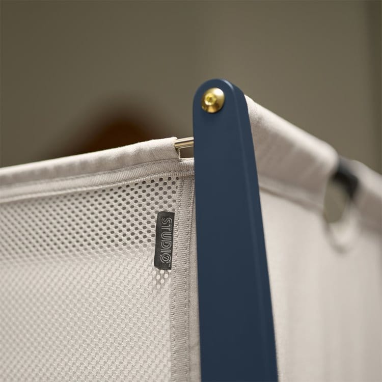 SnuzPod Studio Bedside Crib London - Image 4