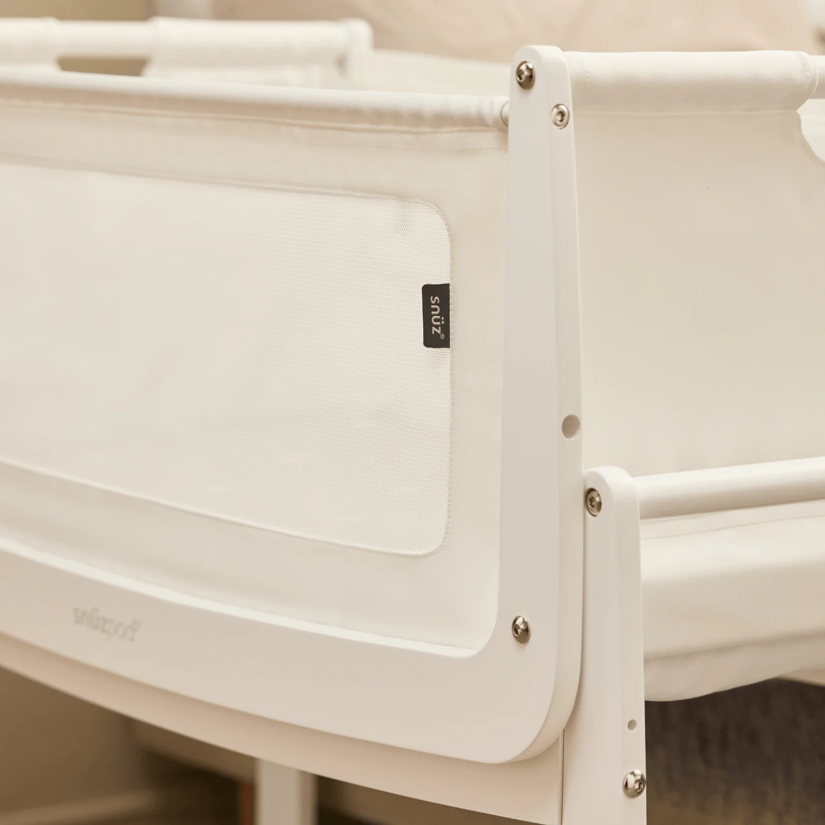 SnuzPod5 Bedside Crib White - Image 7