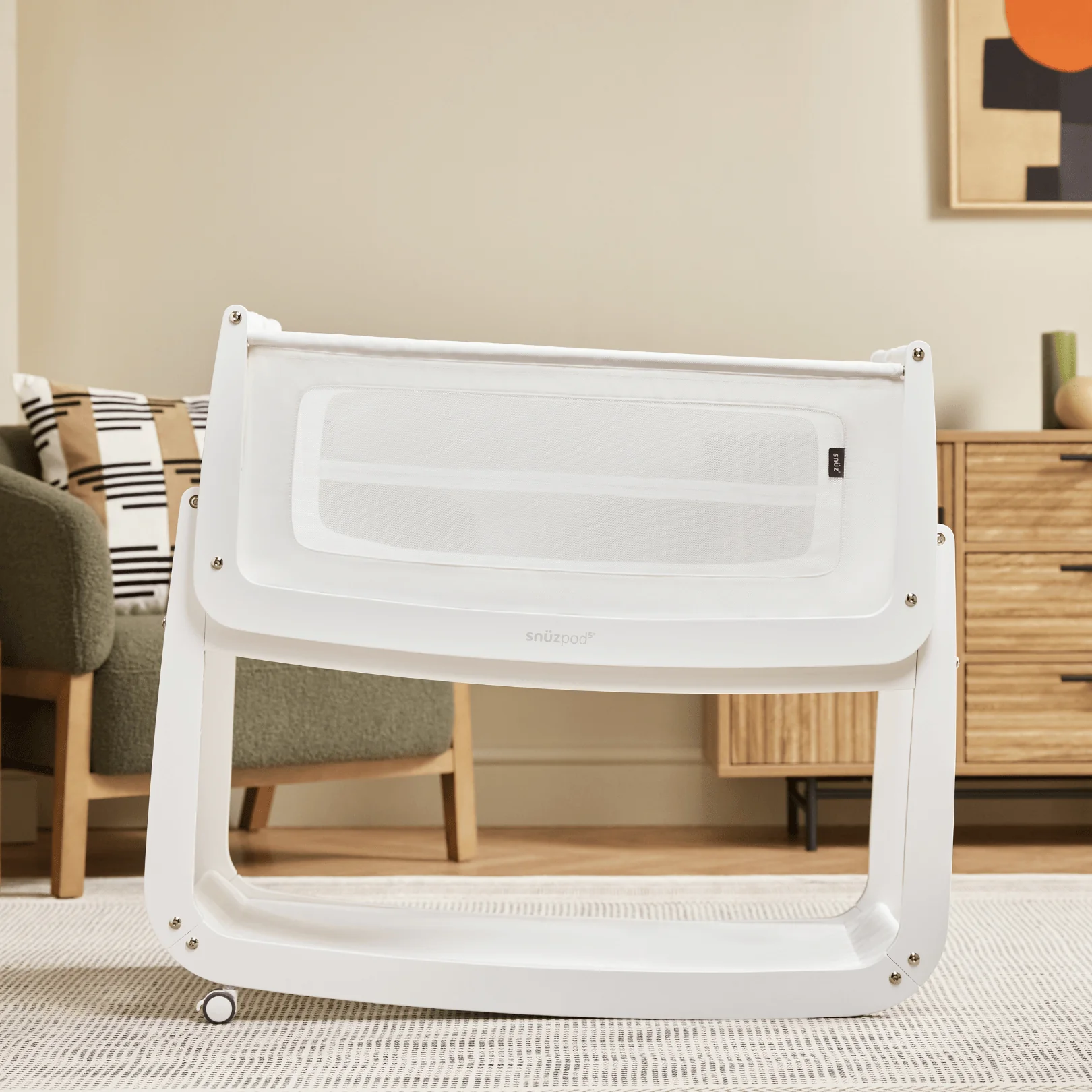 SnuzPod5 Bedside Crib White - Image 9